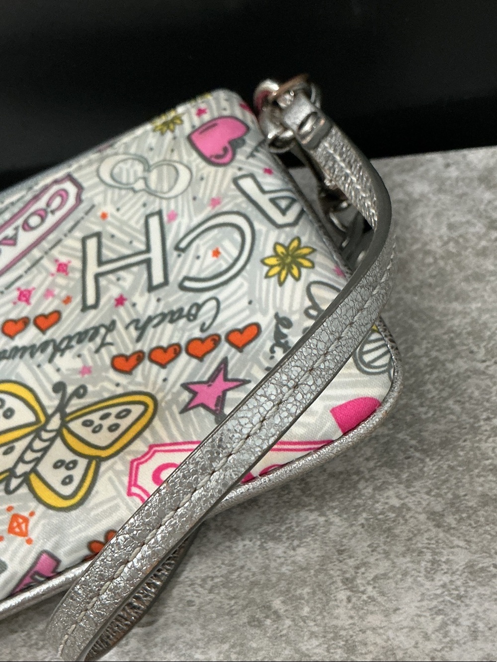 Coach Gray Multicolor Graffiti Wristlet with Pink Accents - Picture 4 of 5